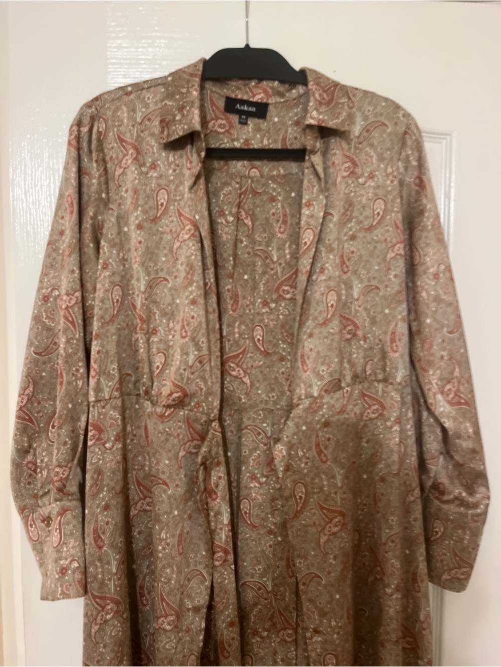 Aakaa Paisley Button-Front Tunic in Tan & Rust